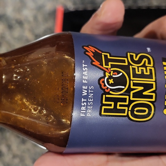 Hot Ones Grilll Pack seasoning hot sauce glaze in box expires 04/17/2026 new - Picture 5 of 9